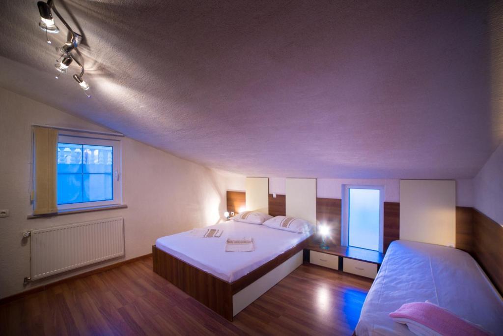 Apartmani Fuza Rab Супетарска-Драга Экстерьер фото